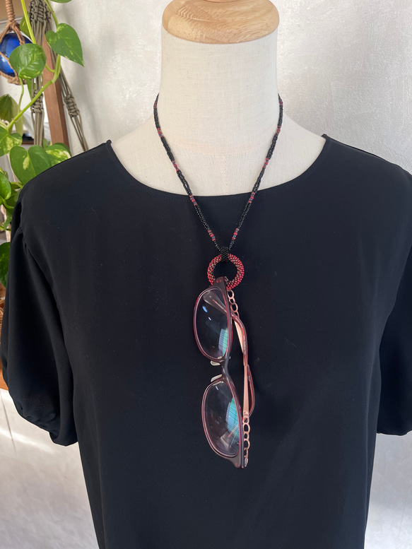 グラスホルダーネックレス〜レッド〜 3枚目の画像