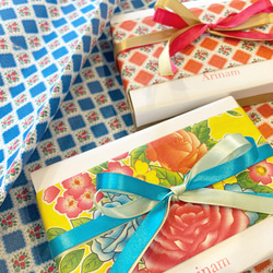 bon bon Smoky pink【刺繍アクセサリー/薔薇/プチギフト/プレゼント/和装/クリスマス】 3枚目の画像