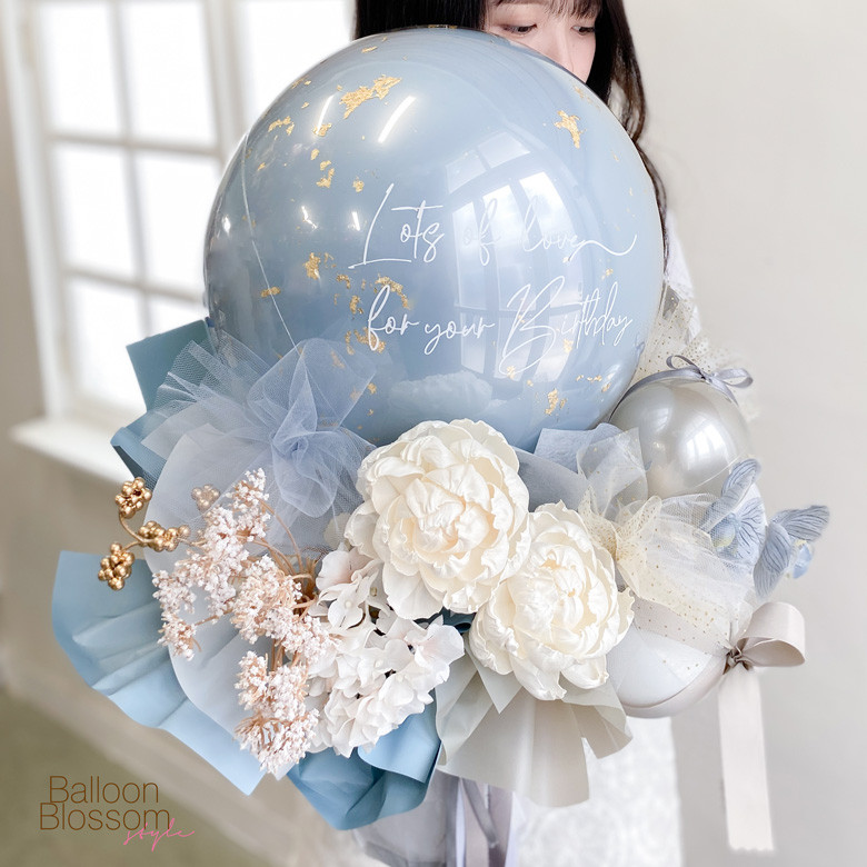 くすみカラーのMellowブーケ 《ブルーグレイ》☆バルーン花束（H : 55cm   W : 40cm)