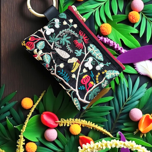 【Creema限定】鳥とお花のクリスマスカラー/インド刺繍×帆布/トートバッグ＆ポーチセット 13枚目の画像