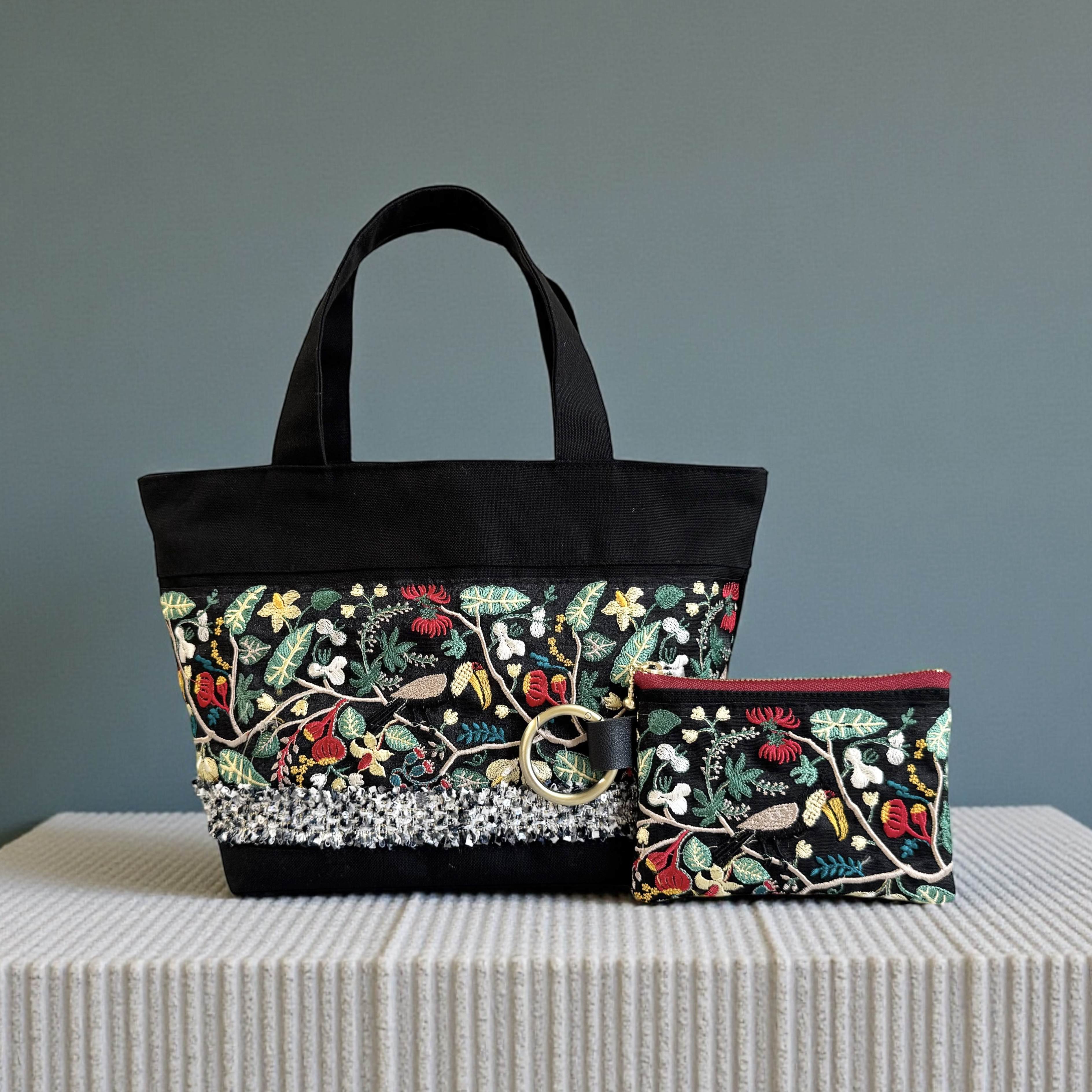 鳥とお花/インド刺繍×帆布/トートバッグ＆ポーチセット