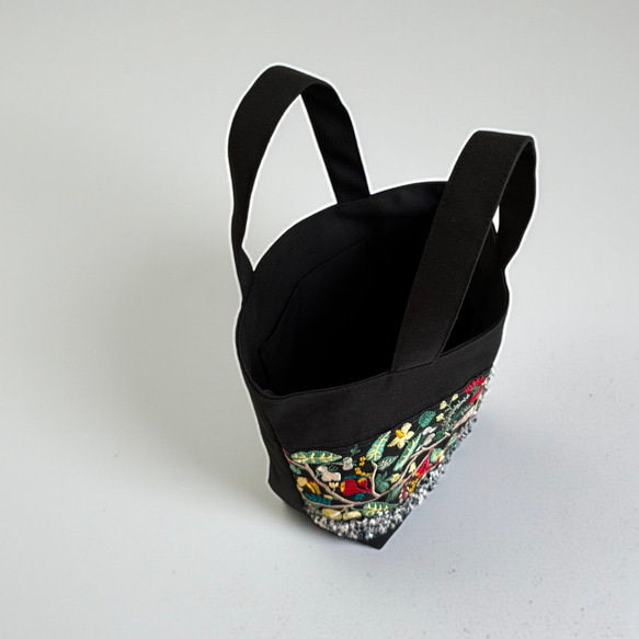 【Creema限定】鳥とお花のクリスマスカラー/インド刺繍×帆布/トートバッグ＆ポーチセット 7枚目の画像