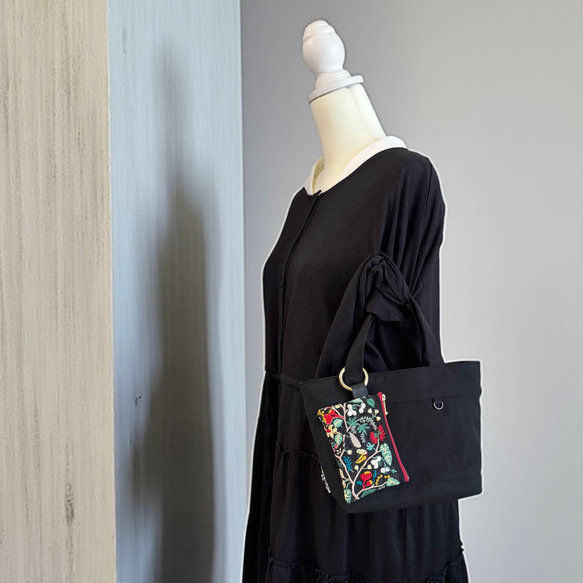【Creema限定】鳥とお花のクリスマスカラー/インド刺繍×帆布/トートバッグ＆ポーチセット 12枚目の画像