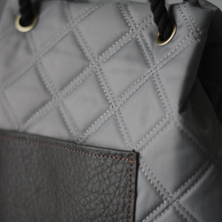 本革ポケットの2wayキルトバッグ キルティング ナイロンオックス 軽量 バケットバッグ かるいかばん O-384 9枚目の画像