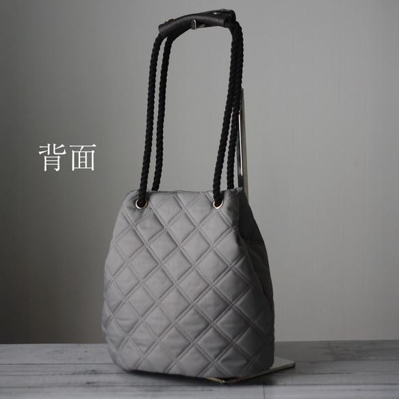 本革ポケットの2wayキルトバッグ キルティング ナイロンオックス 軽量 バケットバッグ かるいかばん O-384 16枚目の画像