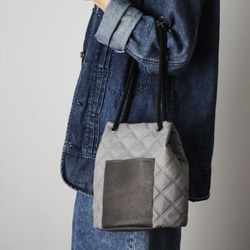 本革ポケットの2wayキルトバッグ キルティング ナイロンオックス 軽量 バケットバッグ かるいかばん O-384 15枚目の画像