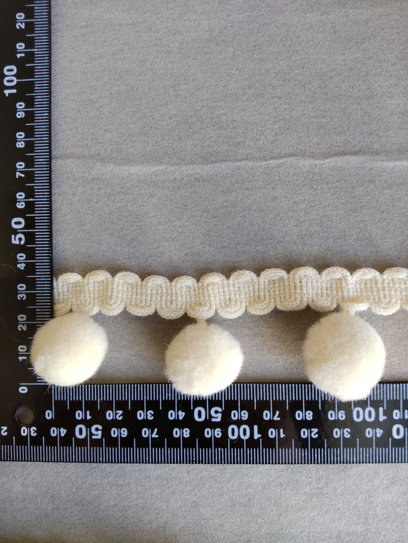 【50cm単位～】ボンボンフリンジ～アイボリー色～ 2枚目の画像