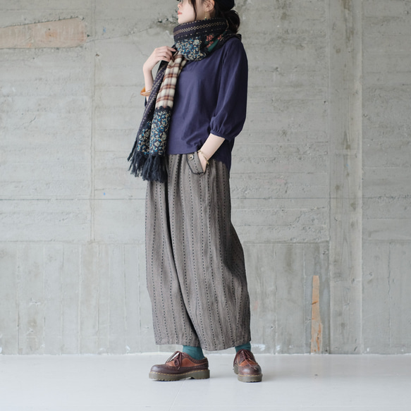 秋冬の本命ボトム◎ヘリンボーン柄ハンドステッチバルーンパンツ（25w-11）チャコール 7枚目の画像