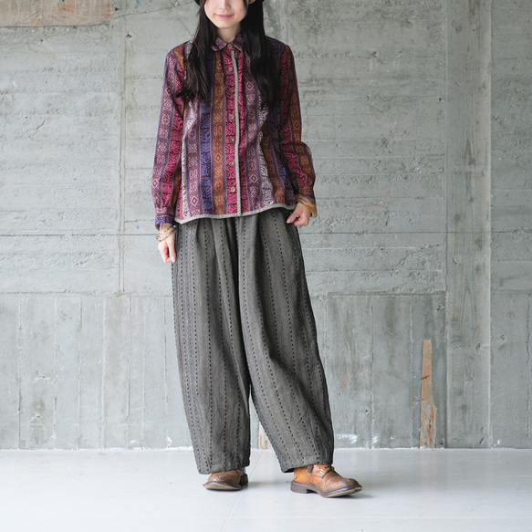 秋冬の本命ボトム◎ヘリンボーン柄ハンドステッチバルーンパンツ（25w-11）チャコール 14枚目の画像