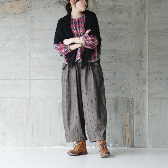 秋冬の本命ボトム◎ヘリンボーン柄ハンドステッチバルーンパンツ（25w-11）チャコール 5枚目の画像