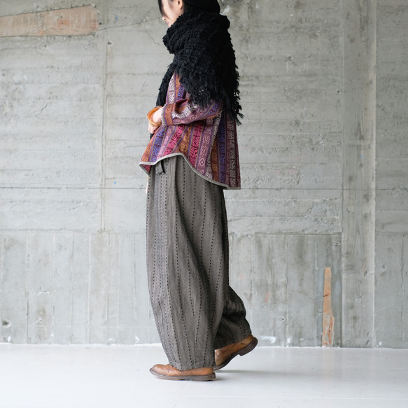 秋冬の本命ボトム◎ヘリンボーン柄ハンドステッチバルーンパンツ（25w-11）チャコール 15枚目の画像