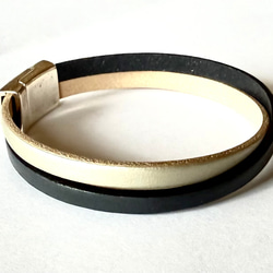 【ヨーロッパ製　本革　シャンパンゴールド・ダークネイビー　2色　ブレスレット】幅　５ｍｍ　マグネット留め　　幅広 3枚目の画像