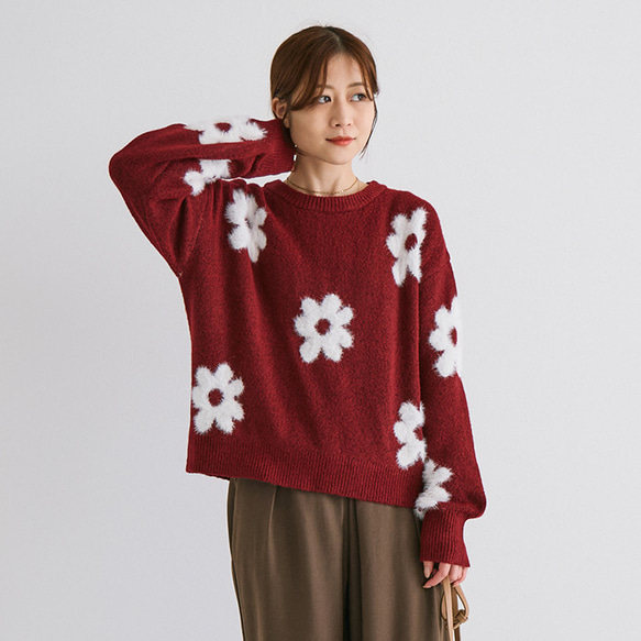【AW新作】ふわっと体を包み込む柔らかさを体験してみて シャギーニット 花柄 ゆったりサイズ 25562 1枚目の画像