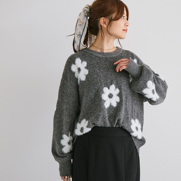 【AW新作】ふわっと体を包み込む柔らかさを体験してみて シャギーニット 花柄 ゆったりサイズ 25562 14枚目の画像