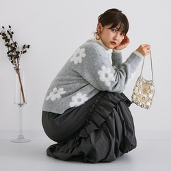 【AW新作】ふわっと体を包み込む柔らかさを体験してみて シャギーニット 花柄 ゆったりサイズ 25562 3枚目の画像