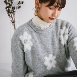 【AW新作】ふわっと体を包み込む柔らかさを体験してみて シャギーニット 花柄 ゆったりサイズ 25562 7枚目の画像