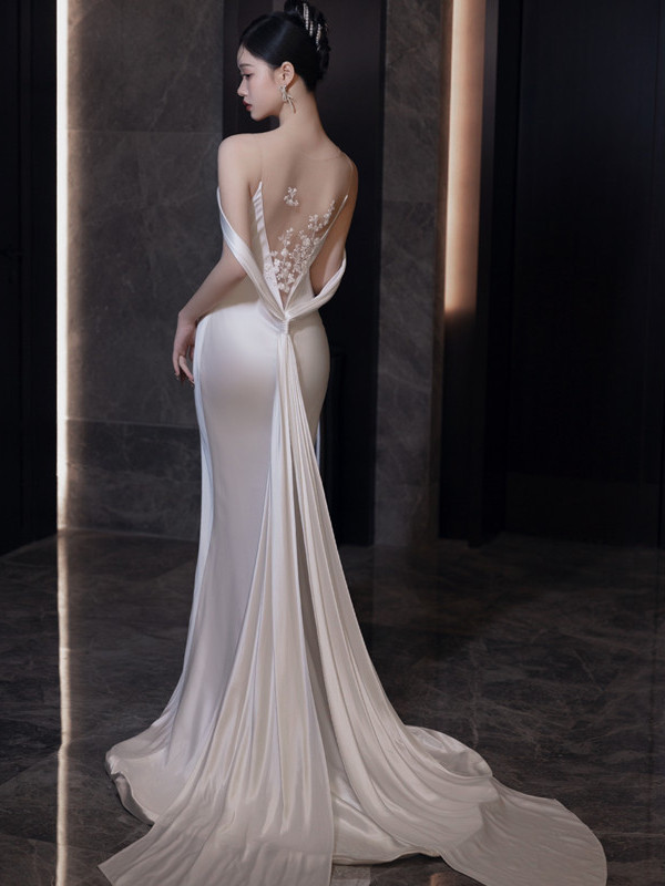 トレーン マーメイドウェディングドレス サテン 白 シンプル 結婚式 花嫁 前撮り パーティー 披露宴 k604