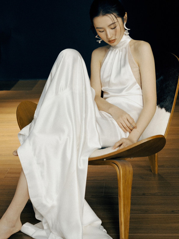 ネックホルダー ウェディングドレス サテン 白 シンプル 結婚式 花嫁 前撮り パーティー 披露宴 k601