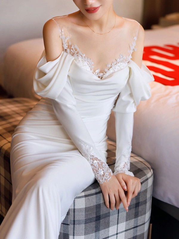 長袖 ウェディングドレス トレーン レース サテン 白 シンプル 結婚式 花嫁 前撮り パーティー 披露宴 k573