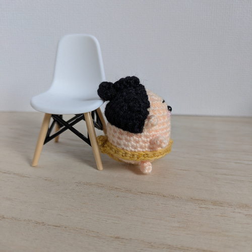 あみぐるみ　お相撲さん　ミニ　１　まわし黄色　どすこい力士　ハンドメイド あみぐるみ お相撲さん ミニ 1 まわし黄色 どすこい力士 ハンドメイド