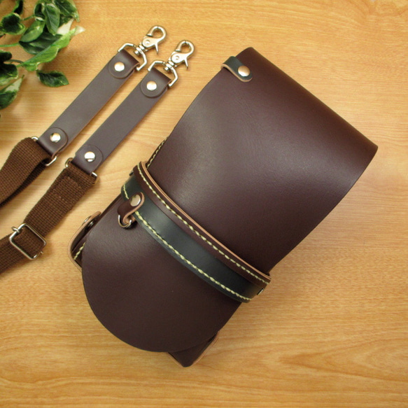 本革　手縫い　フタ付き　７丁シザーケース　(ダークブラウン×ダークグリーン)　SCA-44/CDA 2枚目の画像