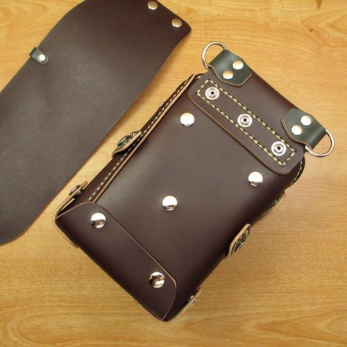 フタ付シザーケース　７丁差し　ダークブラウン　本革　SCA-44/CDA 本革 手縫い フタ付き 7丁シザーケース (ダークブラウン×ダーク