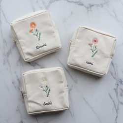 お花15種【フラワー刺繍 スクエアポーチ】スクエアポーチ 正方形 ミニポーチ 名入れ 名前入れ 15枚目の画像