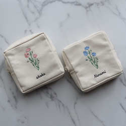 お花15種【フラワー刺繍 スクエアポーチ】スクエアポーチ 正方形 ミニポーチ 名入れ 名前入れ 5枚目の画像