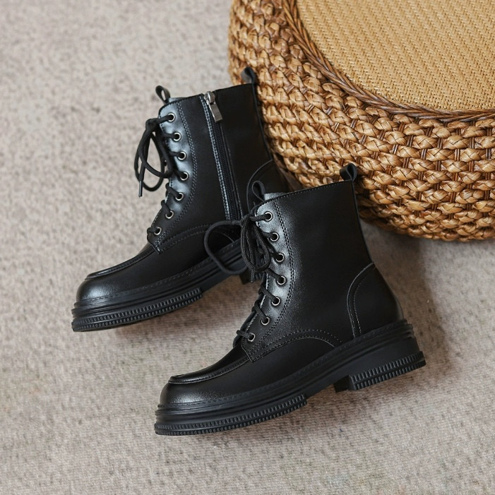 靴 日本製 水玉柄 春カラー ファッション ハッシュタグ 履きやすい 歩きやすい 靴擦れしない ブーティ 外反母趾