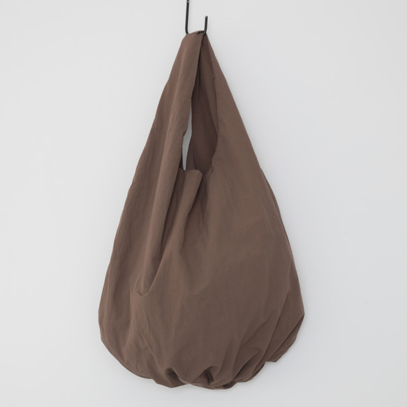 bao bao bag / brown 2枚目の画像