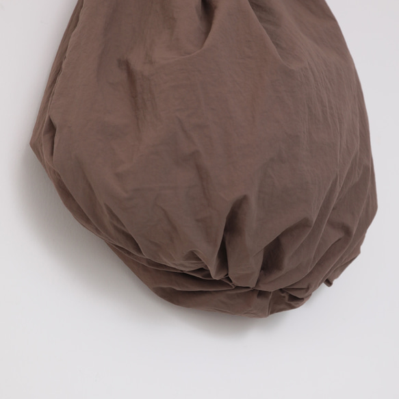 bao bao bag / brown 5枚目の画像