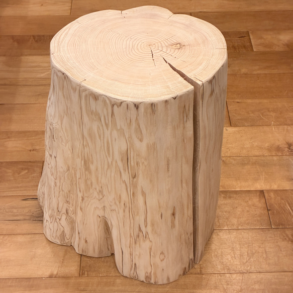 Hinoki  Wood  Stool  No.1430 2枚目の画像