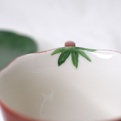 森のいちごのカップ＆ソーサー 9枚目の画像