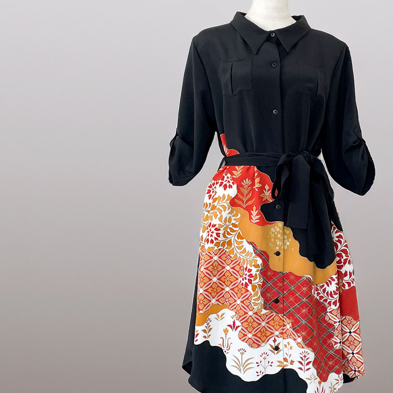 シャツ ワンピース/ロング カーディガン【着物リメイク】黒留袖 * 花柄 * 幾何学曲線模様 / シルク一点物