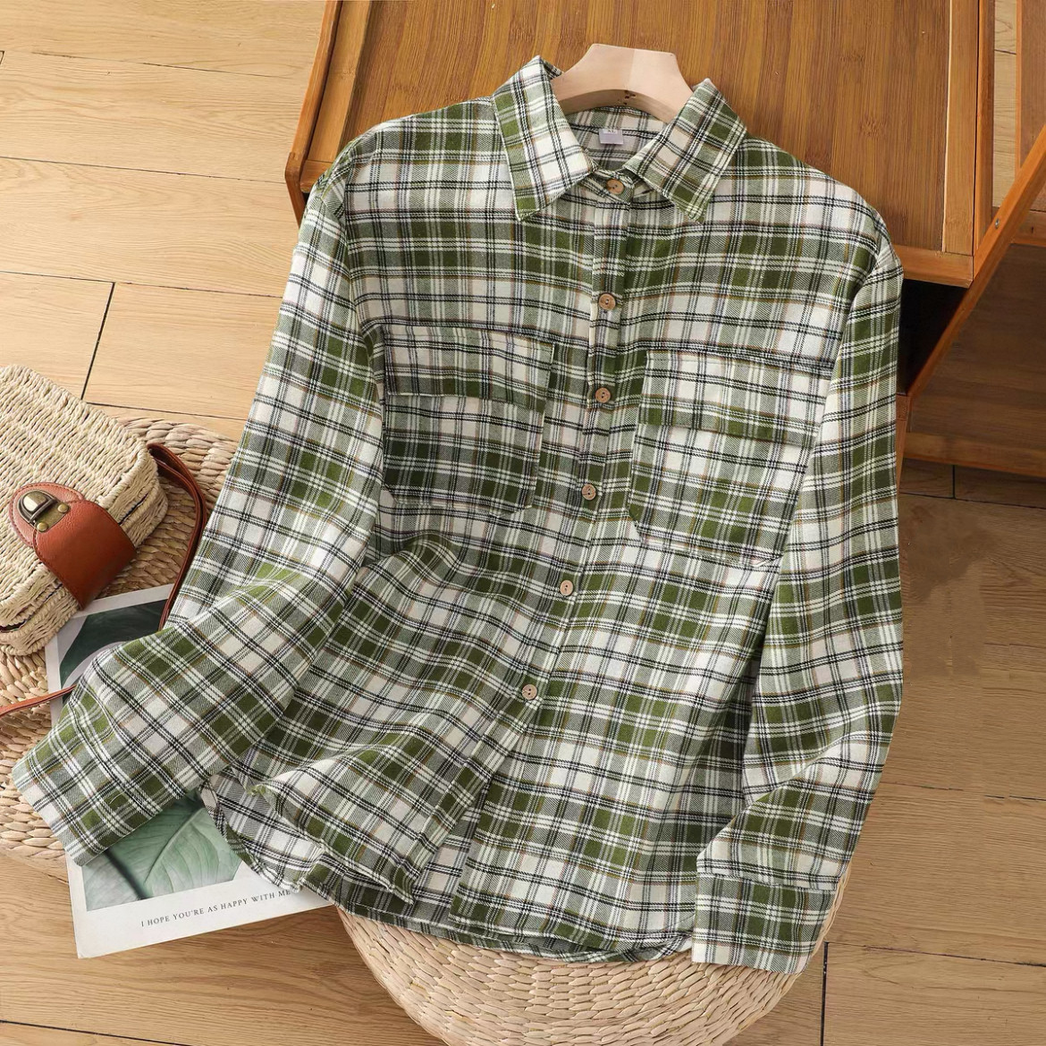 チェック柄トップス、秋のトップス、秋のシャツ、綿麻シャツ、綿麻トップス、長袖、大人カジュアルシャツ