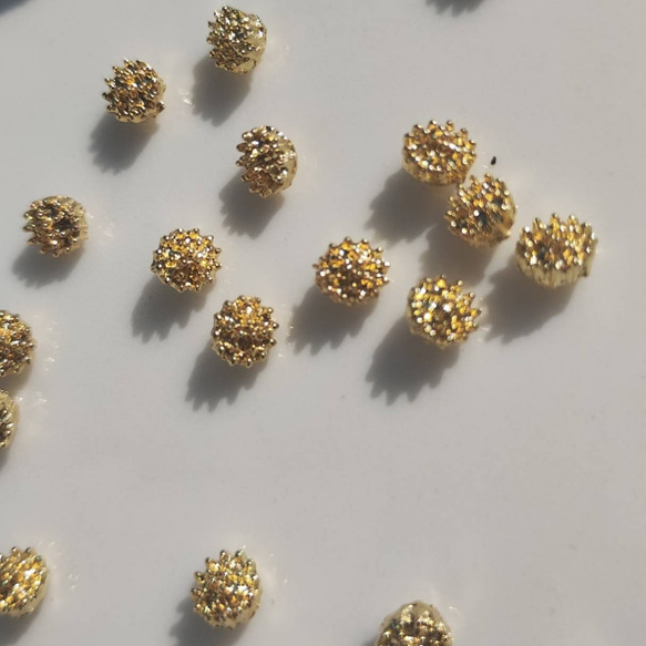 10個 200円 花芯 5mm パーツ フラワー 花 花びら カボション メタル