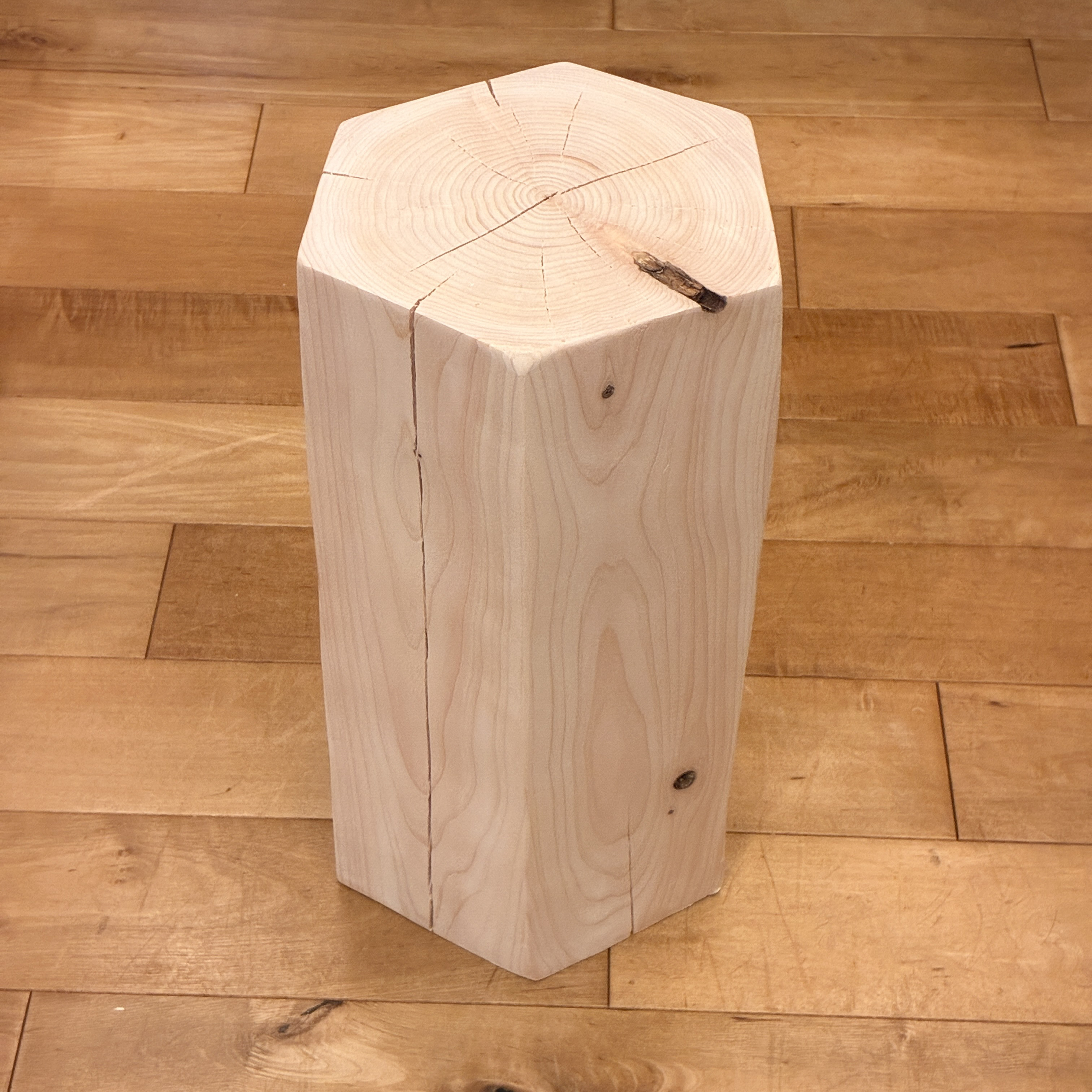 Hinoki  Wood  Stool  No.1432