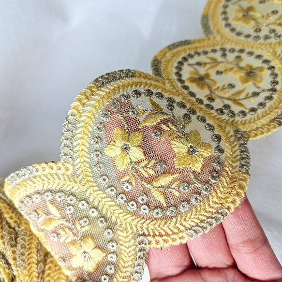 【50cm】【77mm幅】インド刺繍リボン　フラワー　花柄　金糸　卵型　オーバル　手芸　ハンドメイド　アクセサリーパーツ 7枚目の画像