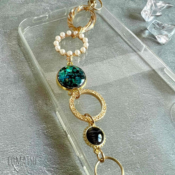 [全機種対応] 洗練ラグジュアリー ハンドホルダー付きスマホケース 落下防止ベルトストラップ付きスマホカバー 2枚目の画像