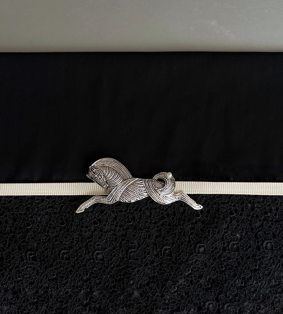 2026  干支　午年【馬】真珠帯留め.:*・゜【VS】(ブローチ変更可) 3枚目の画像