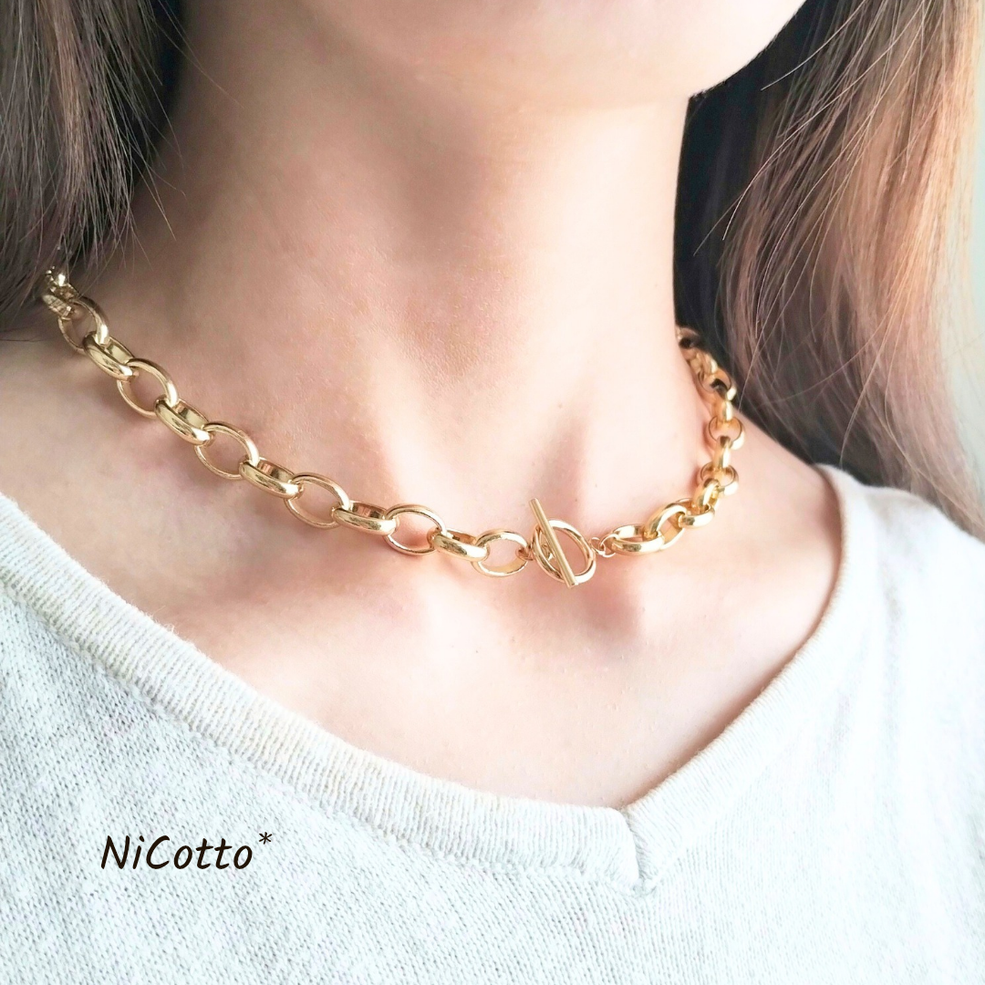 送料無料＊18K金張りボリュームチェーンネックレス　アレルギー対応　オーバル大ぶり　マンテル　ゴールド　秋冬　プレゼント