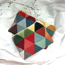 スペイン生地　トライアングルの愉しみ　ポーチ　カード入れ　コスメ入れ　薬入れ 3枚目の画像