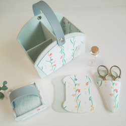 カルトナージュリボンの小さな小物入れ フリーボックス・小物入れ