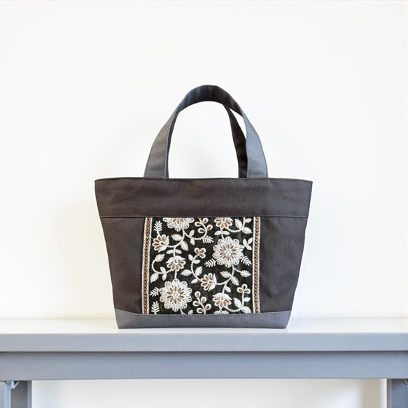 【新色】グレー×チャコールグレー◆インド刺繍×帆布/ミニトートバッグ 6枚目の画像