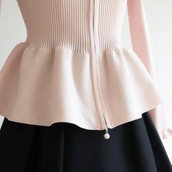 【美シルエットニット！】ホールガーメント ペプラムオープンファスナーカーディガン【バレエピンク】 15枚目の画像