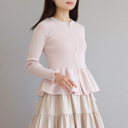 【美シルエットニット！】ホールガーメント ペプラムオープンファスナーカーディガン【バレエピンク】 2枚目の画像