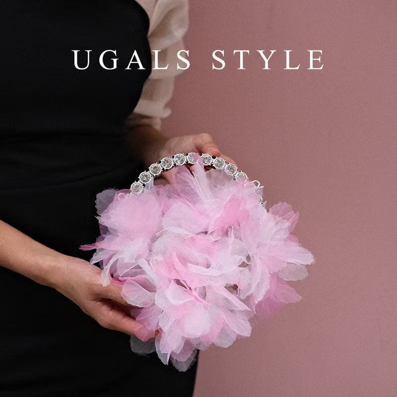 ♡クラッチバッグ　可愛いパーティーバッグ9～14日届け送料込み 7,668円