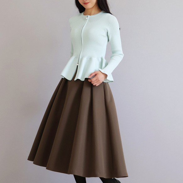 【程よい甘さがポイント◎】ホールガーメント ペプラムオープンファスナーカーディガン【アイシーグリーン】 3枚目の画像