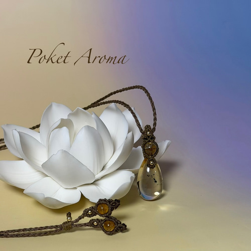 『黄朝綺』ヘマタイトインタイチンルチルのマクラメペンダントネックレス 黄煌』ロマネサイトシトリンとルチルクォーツのマクラメペンダント