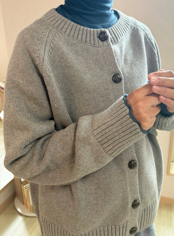 【コーディネートしやすい⭐︎つい毎日着たくなる ラグランスリーブ アウターみたいなカーディガン】レッド T-00091 4枚目の画像